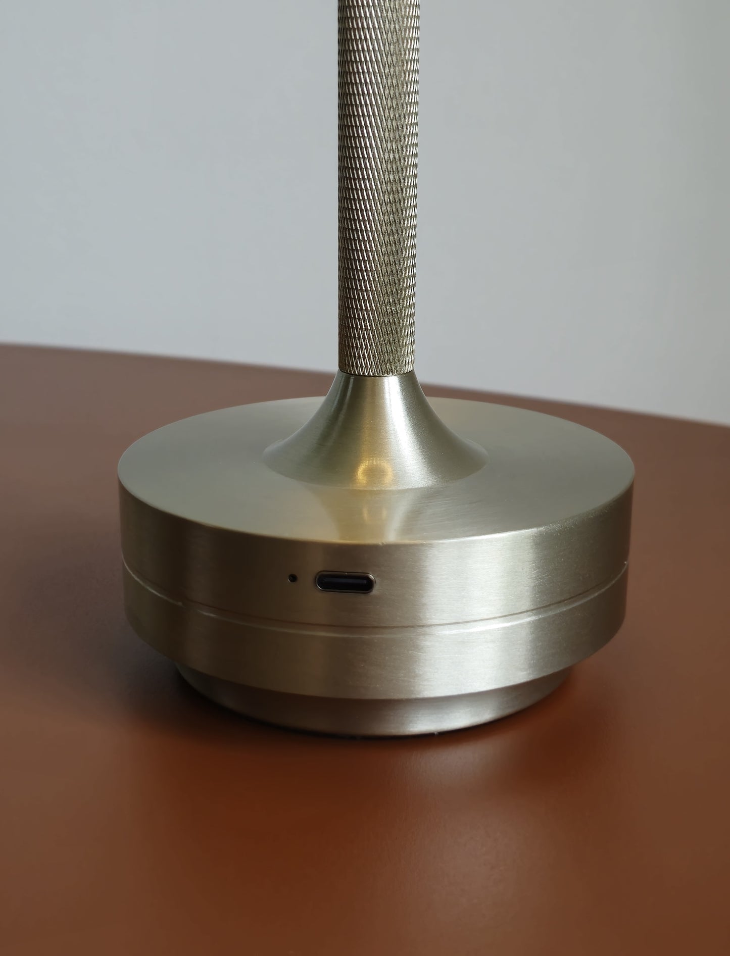 vintage Kabellose Lampe, Aufladen per USB-C